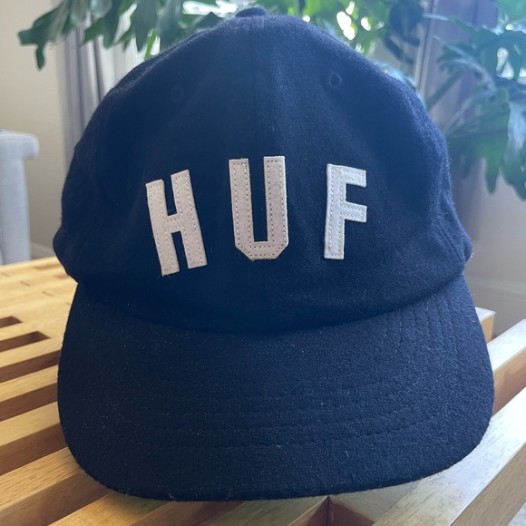 HUF 6 panel wool cap - Picture 1 of 4